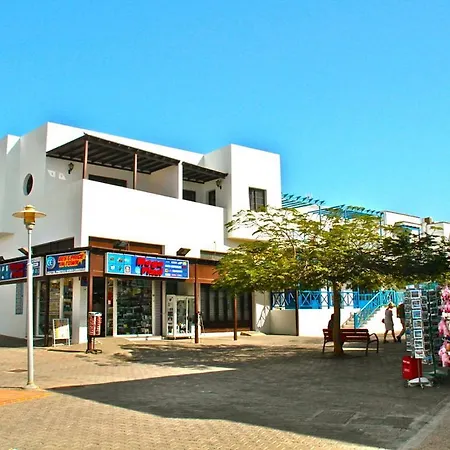 Puerto Playa Blanca (Lanzarote)