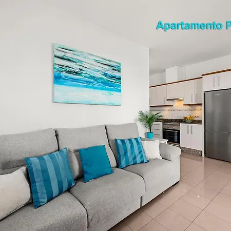 Puerto 1, 2 Y 3 Playa Blanca (Lanzarote)